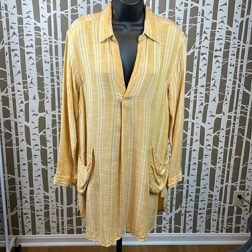 Elan mustard yellow and white boho loose fit long sleeve tunic top